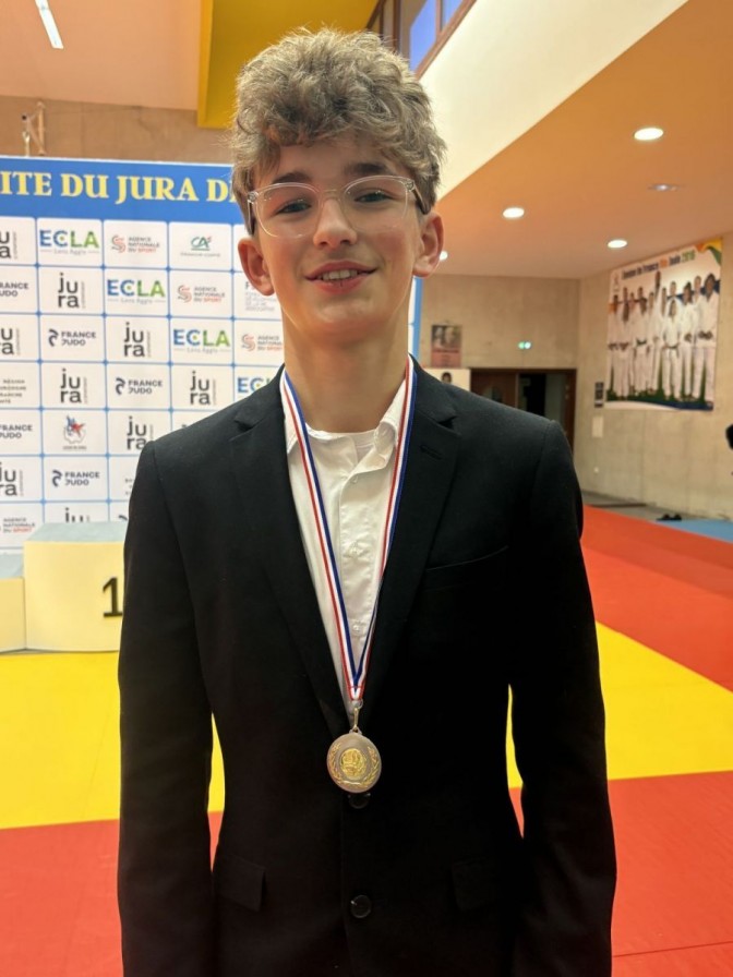 Image de l'actu 'Maxence EL HANI remporte la coupe du jeune arbitre minime'