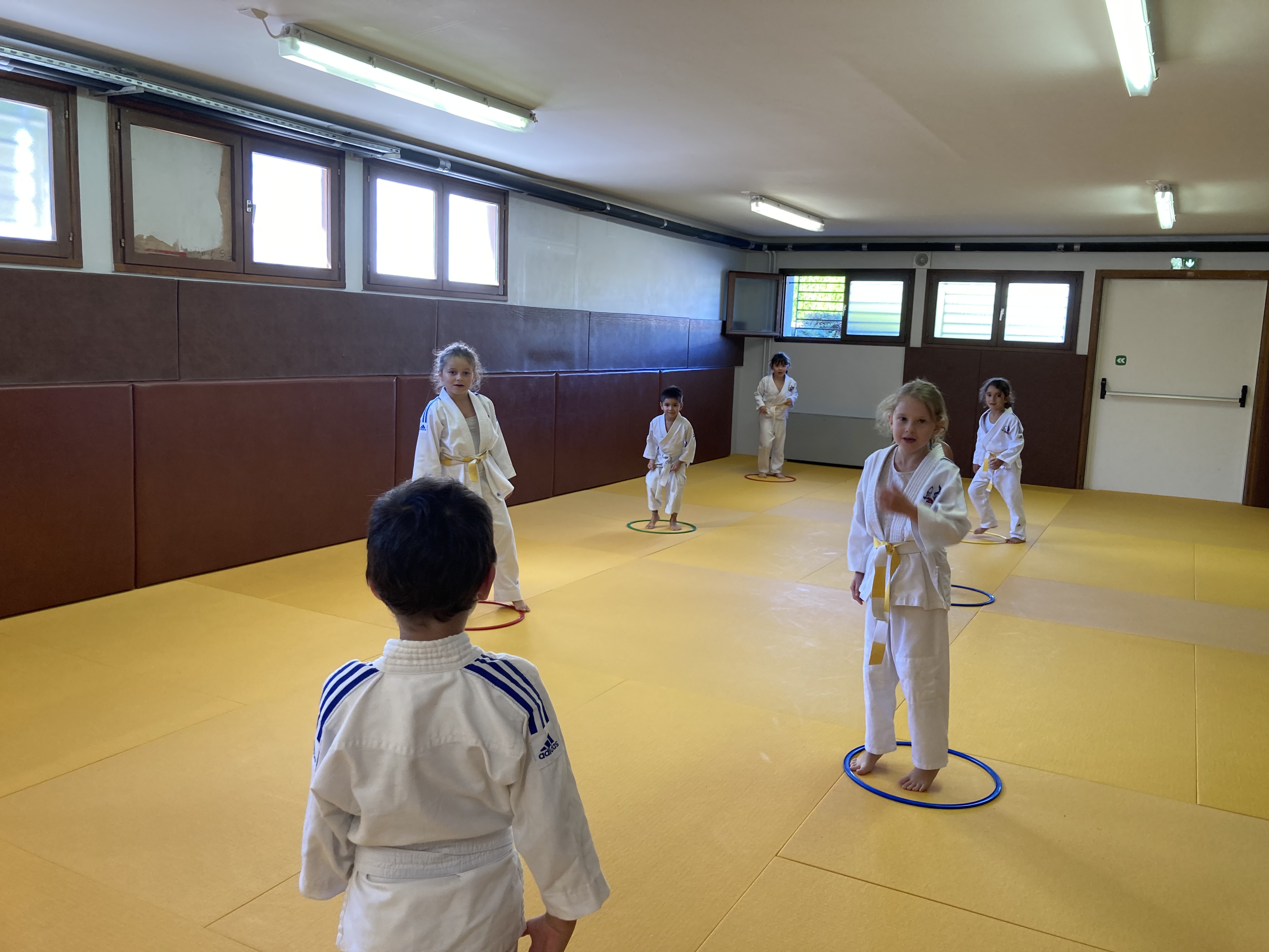 Cours baby-judo et mini-poussins 1